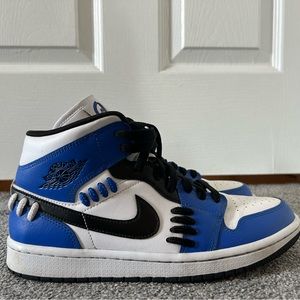 JORDAN 1 MID “SISTERHOOD” SNEAKERS